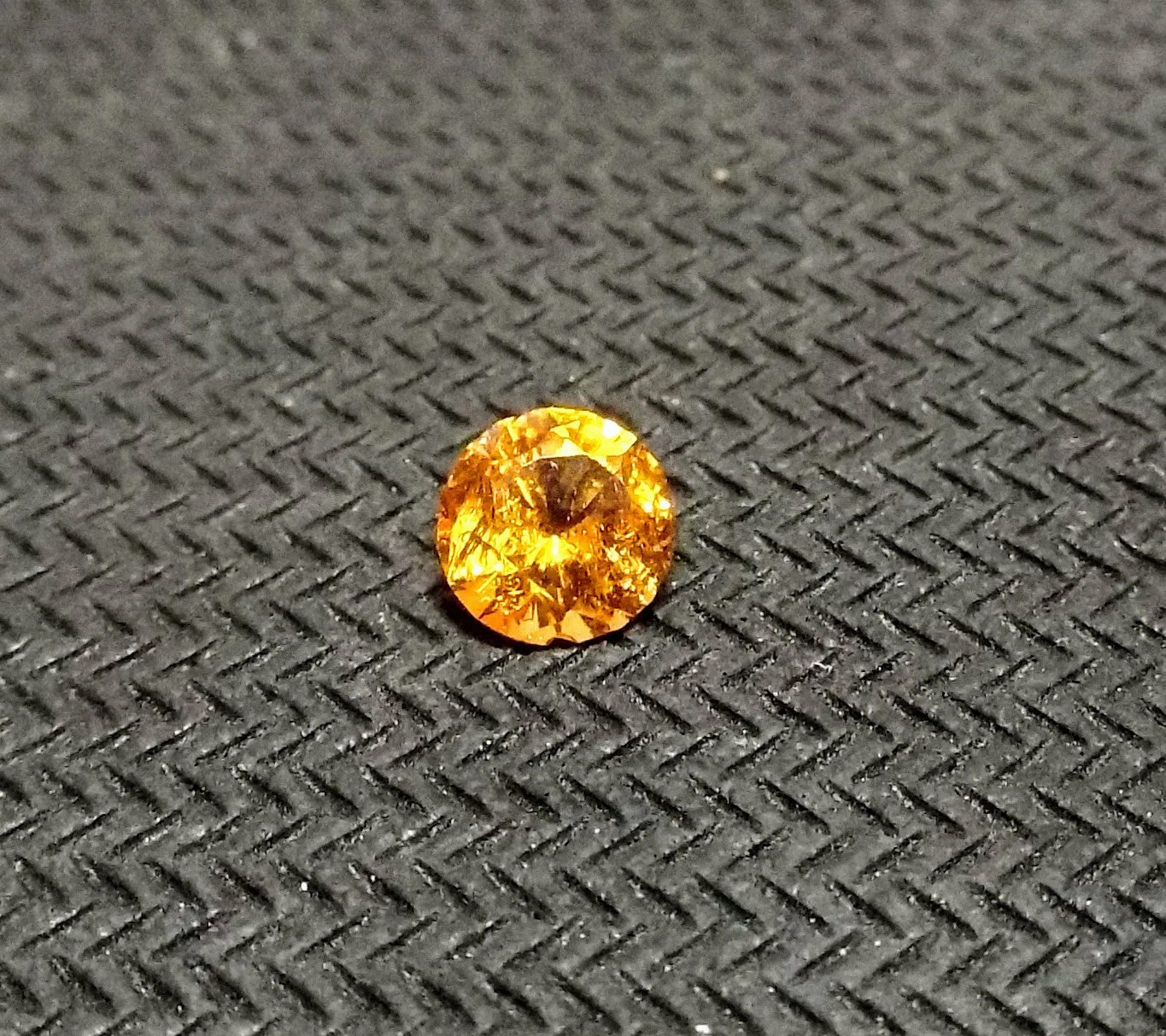 0.83ct INCREDIBLE FANTA ORANGE SPESSERTINE GARNET.