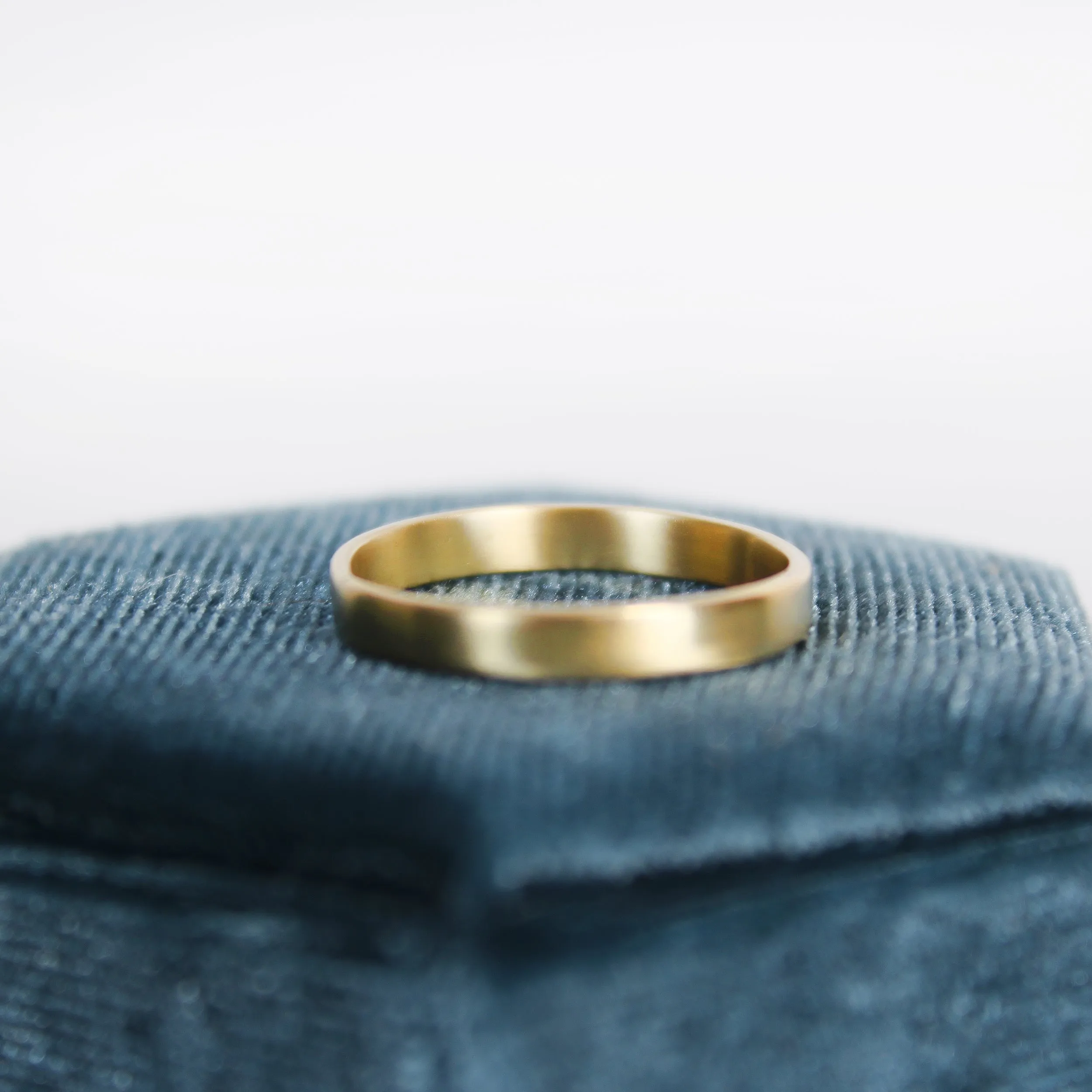 14k Yellow Gold Band