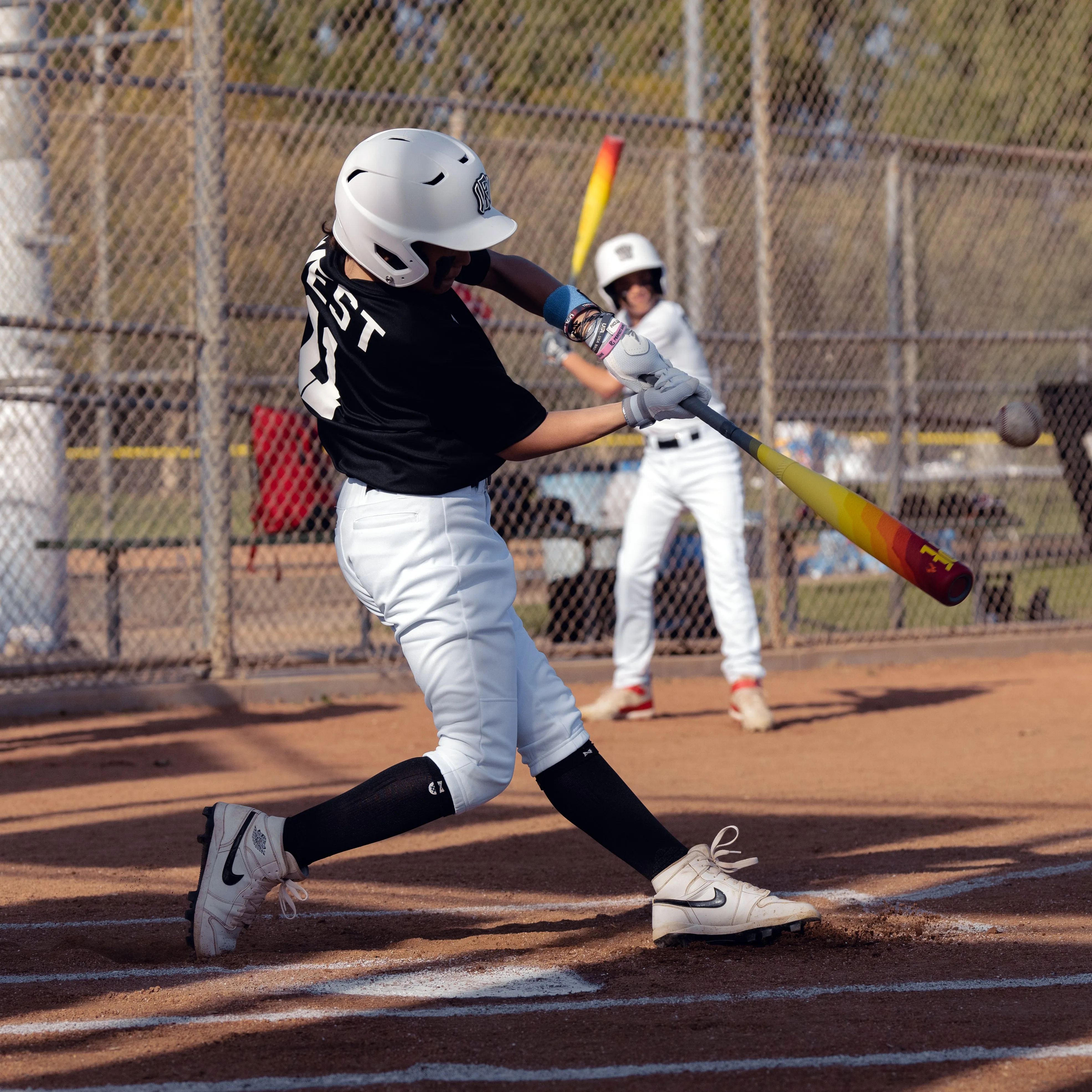 2024 Easton Hype Fire (-5) 2 3/4 USSSA Baseball Bat: EUT4HYP5
