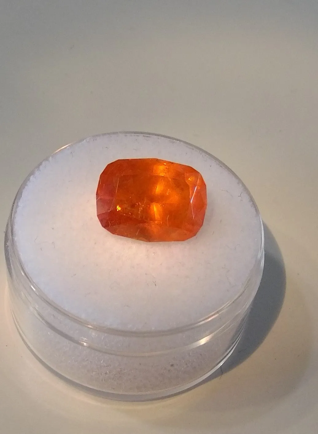 6.42ct DEEP ORANGE SPESSERTINE GARNET