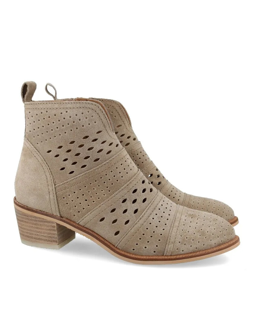 Alpe Nelly 2237 die-cut ankle boot