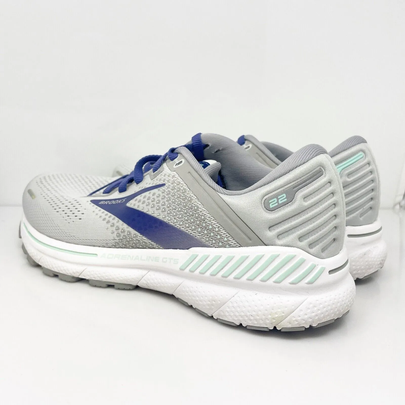 Brooks Womens Adrenaline GTS 22 1203531D045 Gray Running Shoes Sneakers Size 9 D