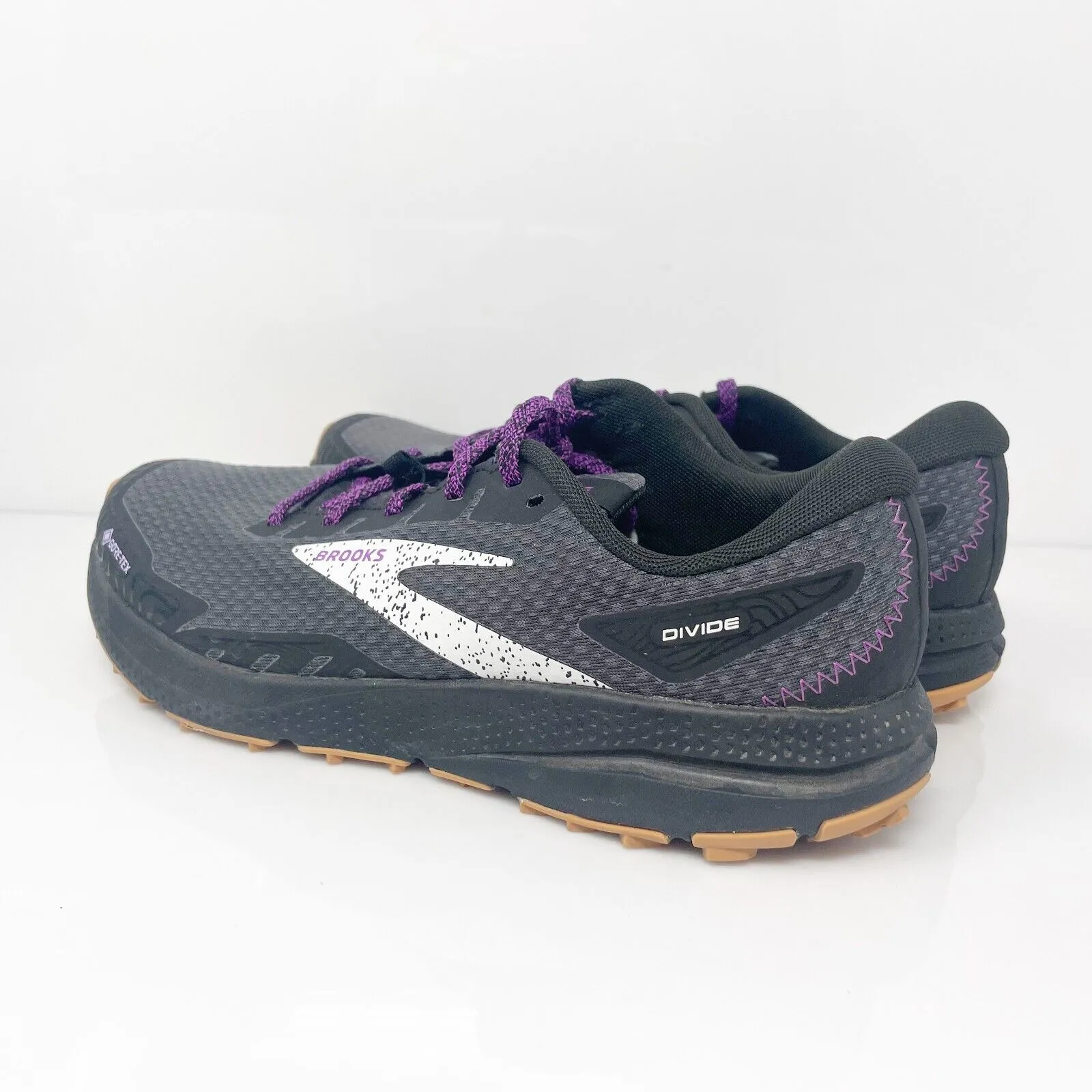 Brooks Womens Divide 4 GTX 1203931B073 Black Running Shoes Sneakers Size 8.5 B