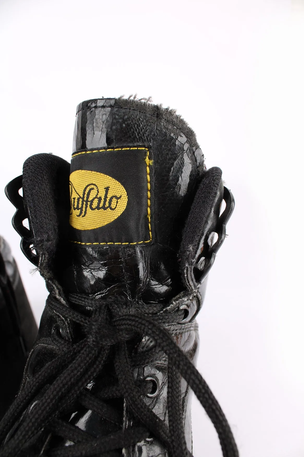 Buffalo Platform Trainers
