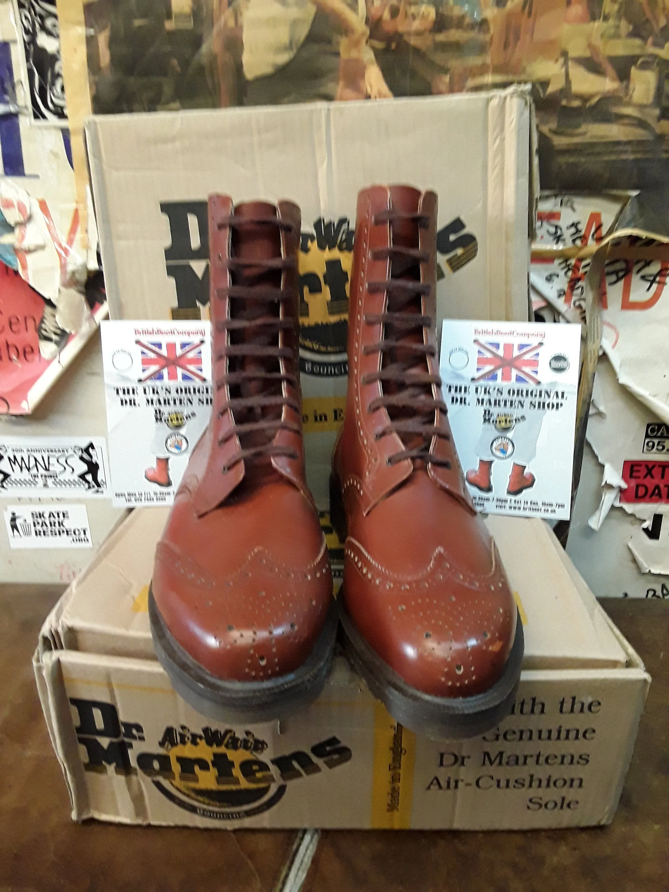 Dr Martens 2236 Tan 9 Hole Brogue Made in England Size 8