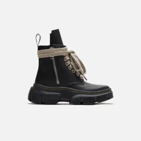 Dr. Martens     x rick owens wmns 1460 dmxl jumbo lace boot