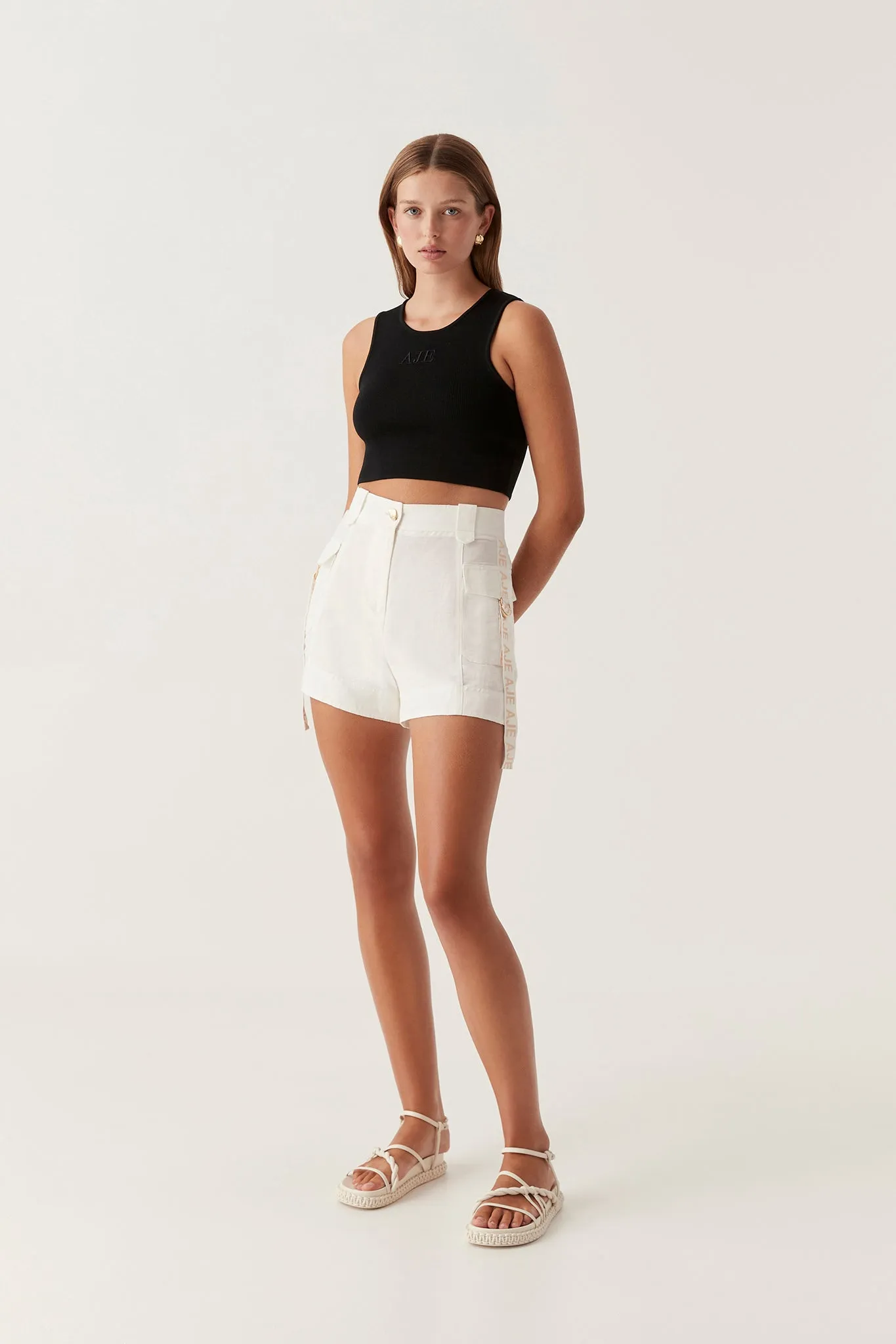 Escapade Ribbon Logo Short