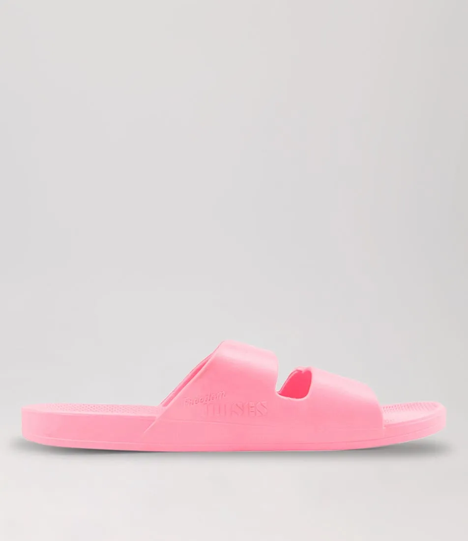 FREEDOM MOSES Slides W Bubblegum Sandals
