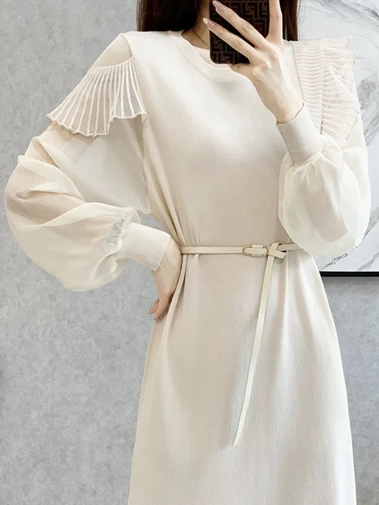 French niche design knitted dress 2023 early autumn new women's style temperament waist slimming sweater skirt
