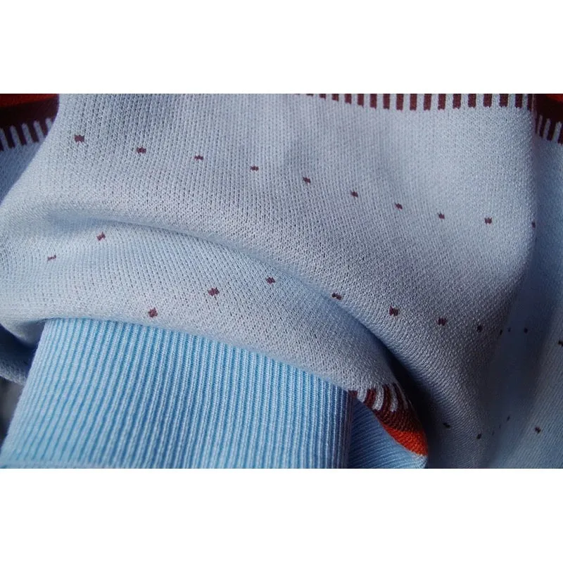 French-style small fragrance, foreign style, high-end pullover sweater, slimming, high-waisted, chic, warm top, knitted sweater 