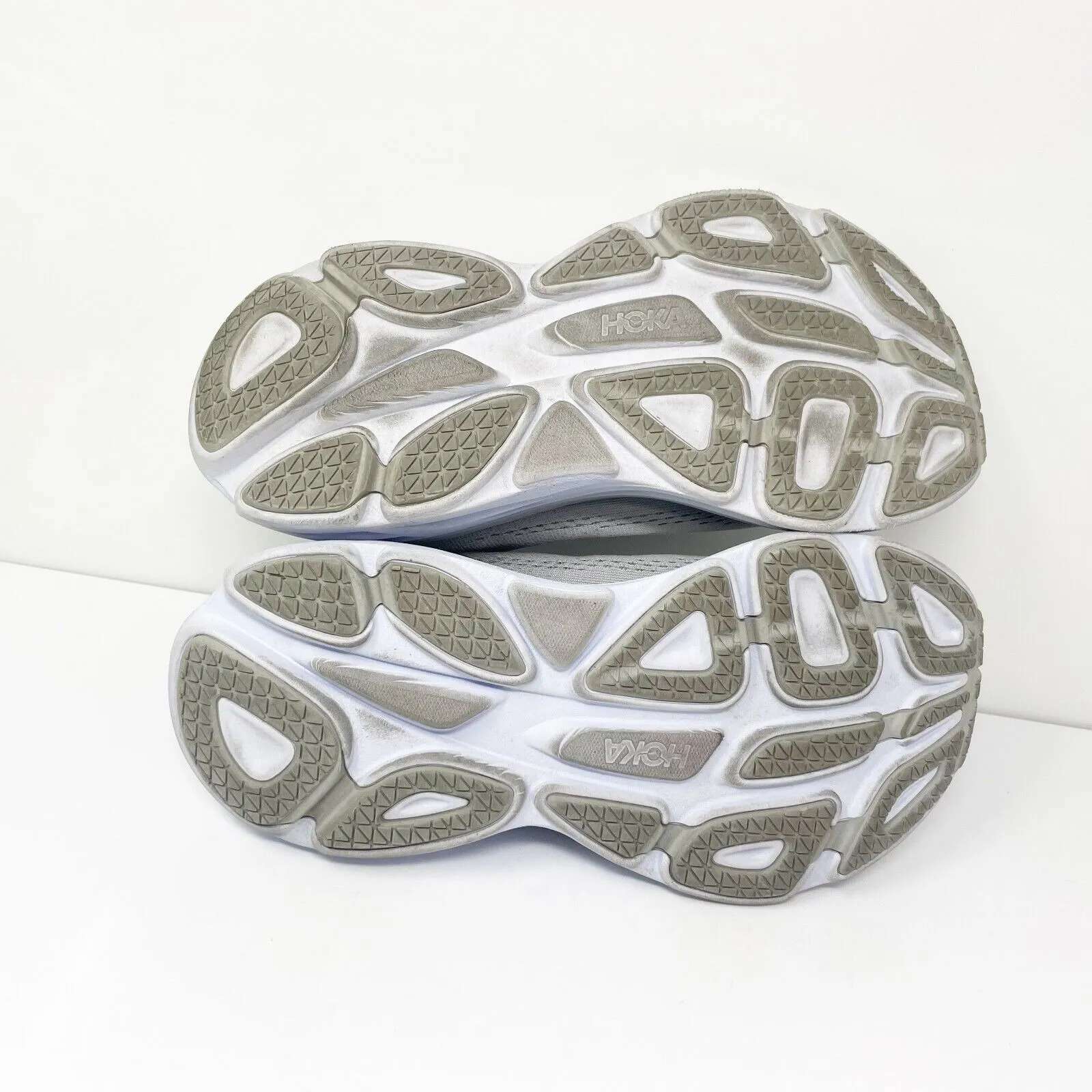 Hoka One One Womens Bondi 8 1127952 HMLR Gray Running Shoes Sneakers Size 7 B