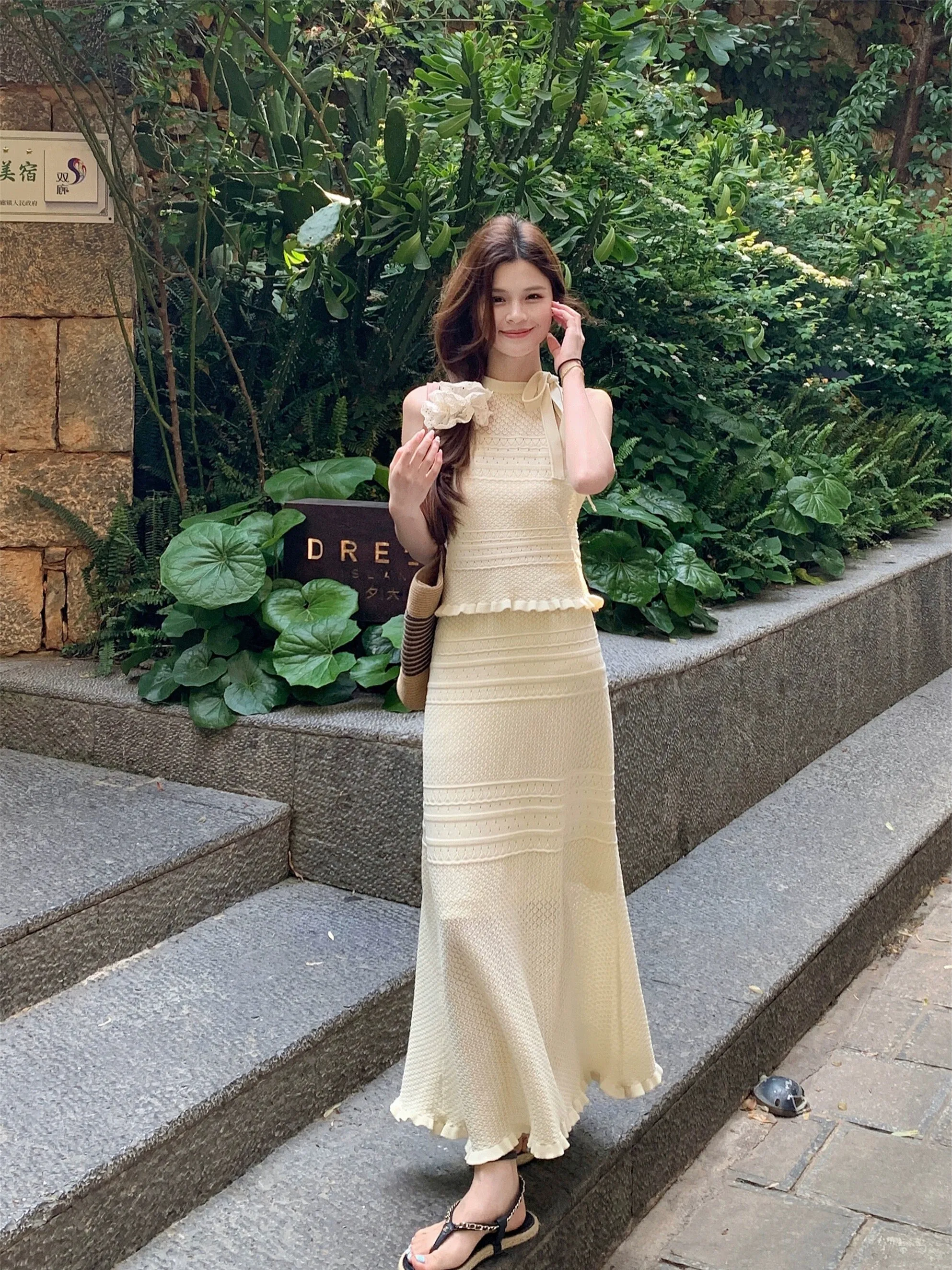 kumikumi suit women's butterfly lace crochet hollow vest summer high-waist temperament A-line skirt two-piece set