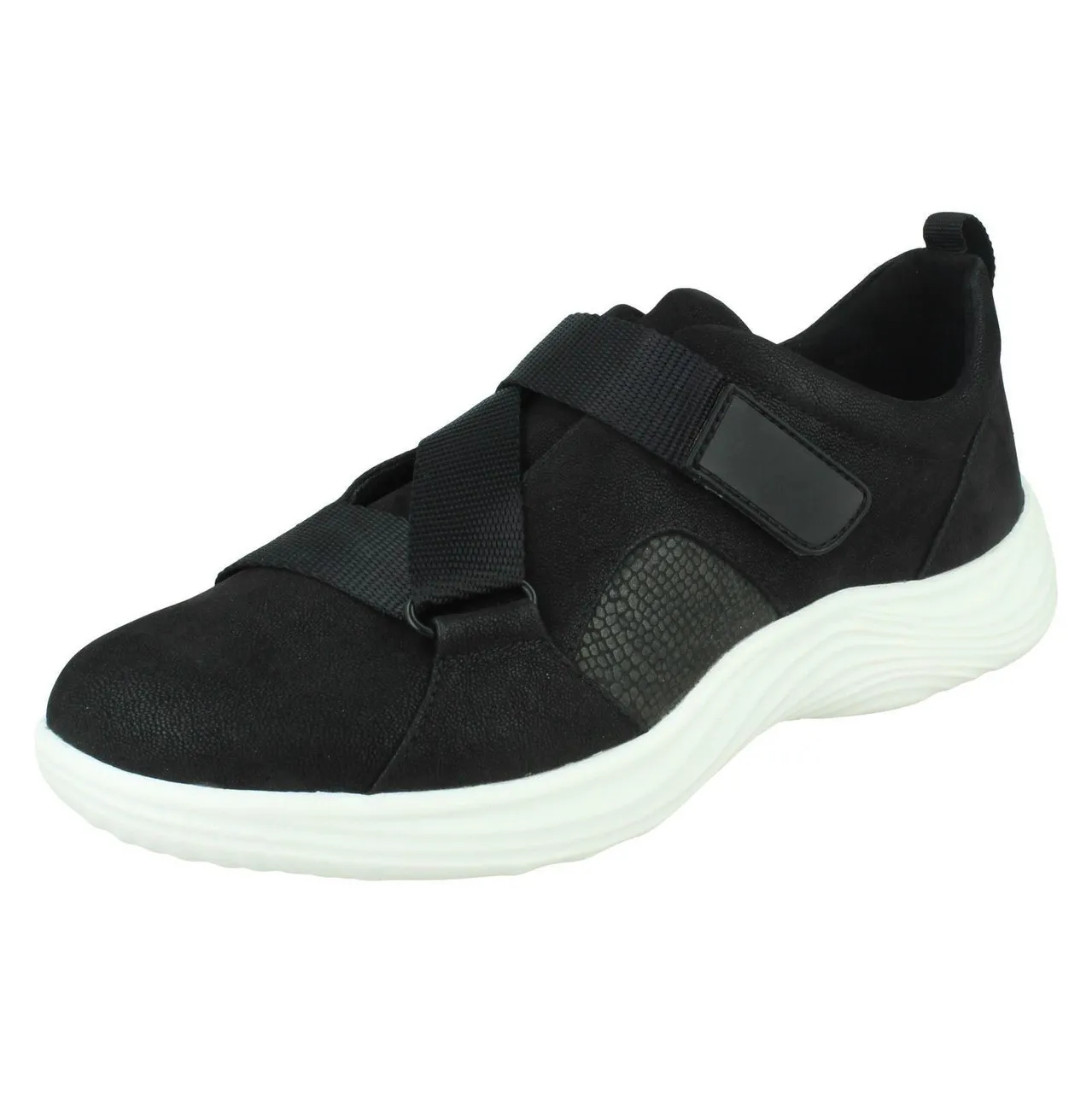 Ladies Clarks Casual Trainers Lulu Go