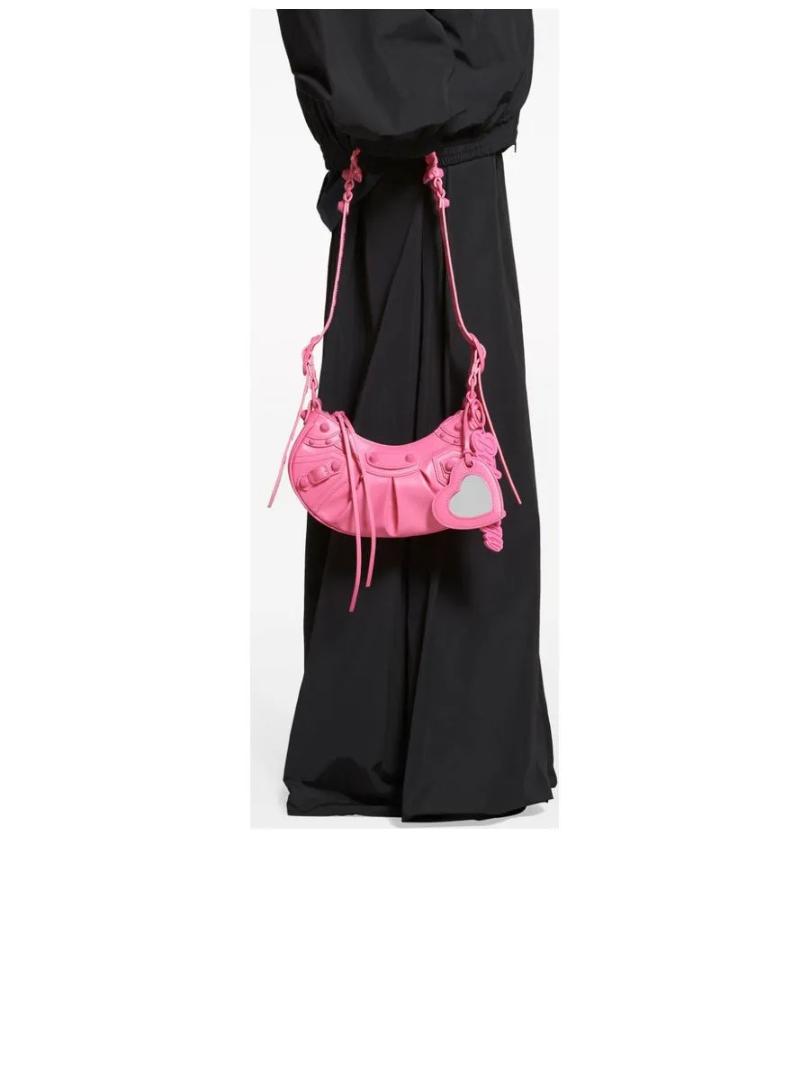Le Cagole XS Shoulder Bag in Fuchsia