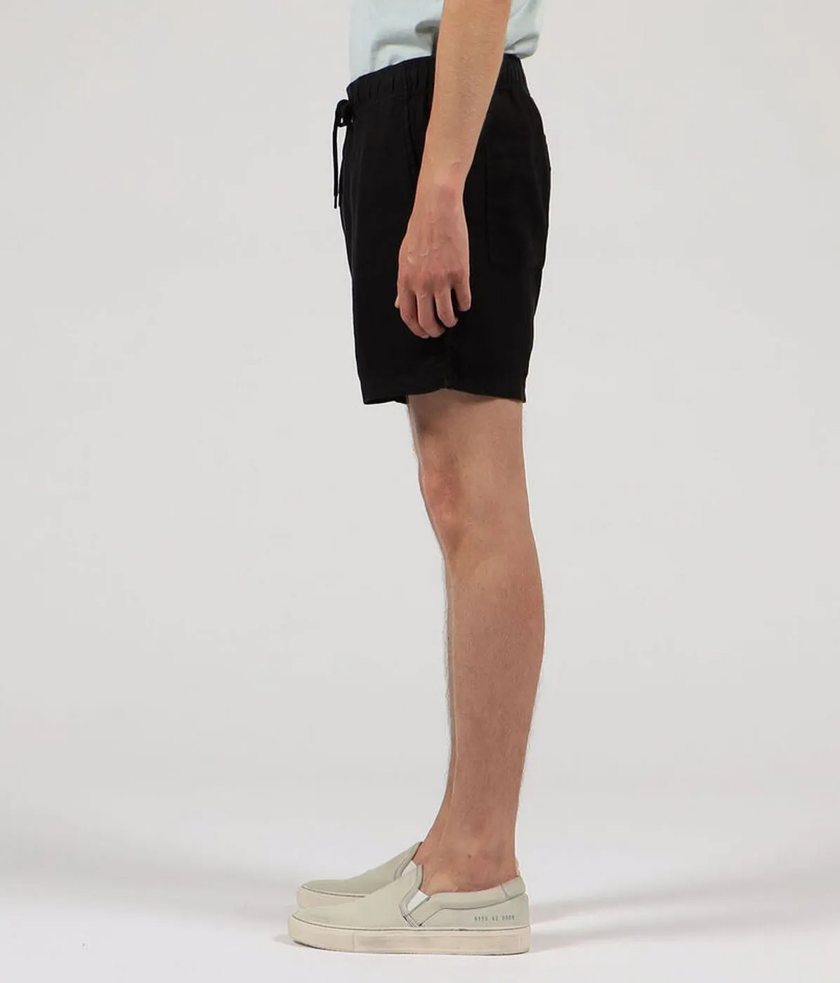 Lightweight Linen Short-Black