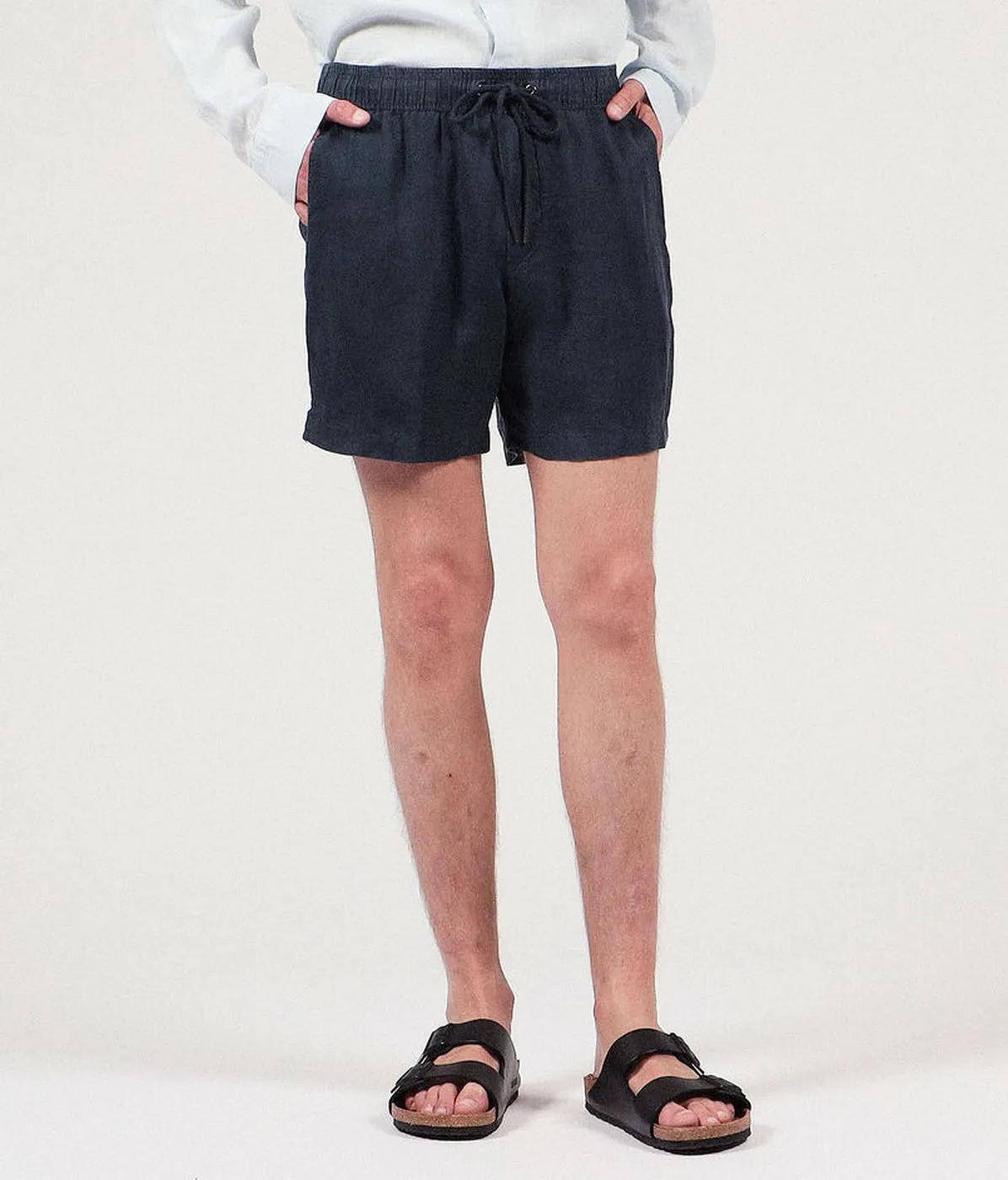 Lightweight Linen Short-Black