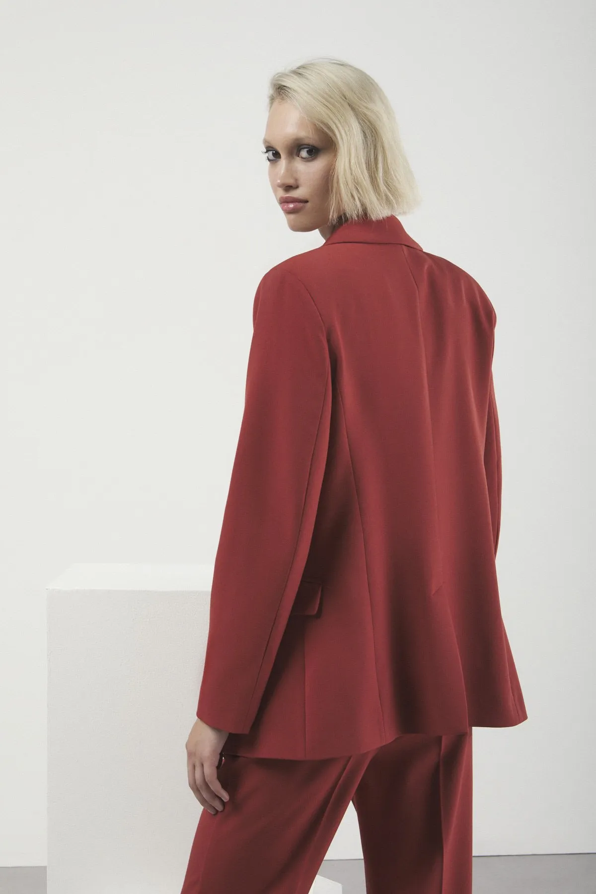 One-button jacket