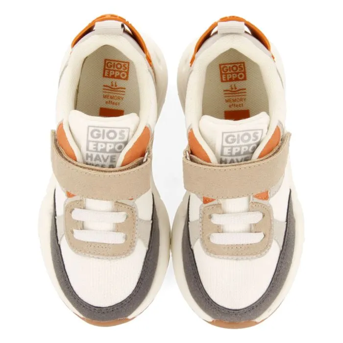 Ouanne boys off white sneakers with light and flexible chunky soles