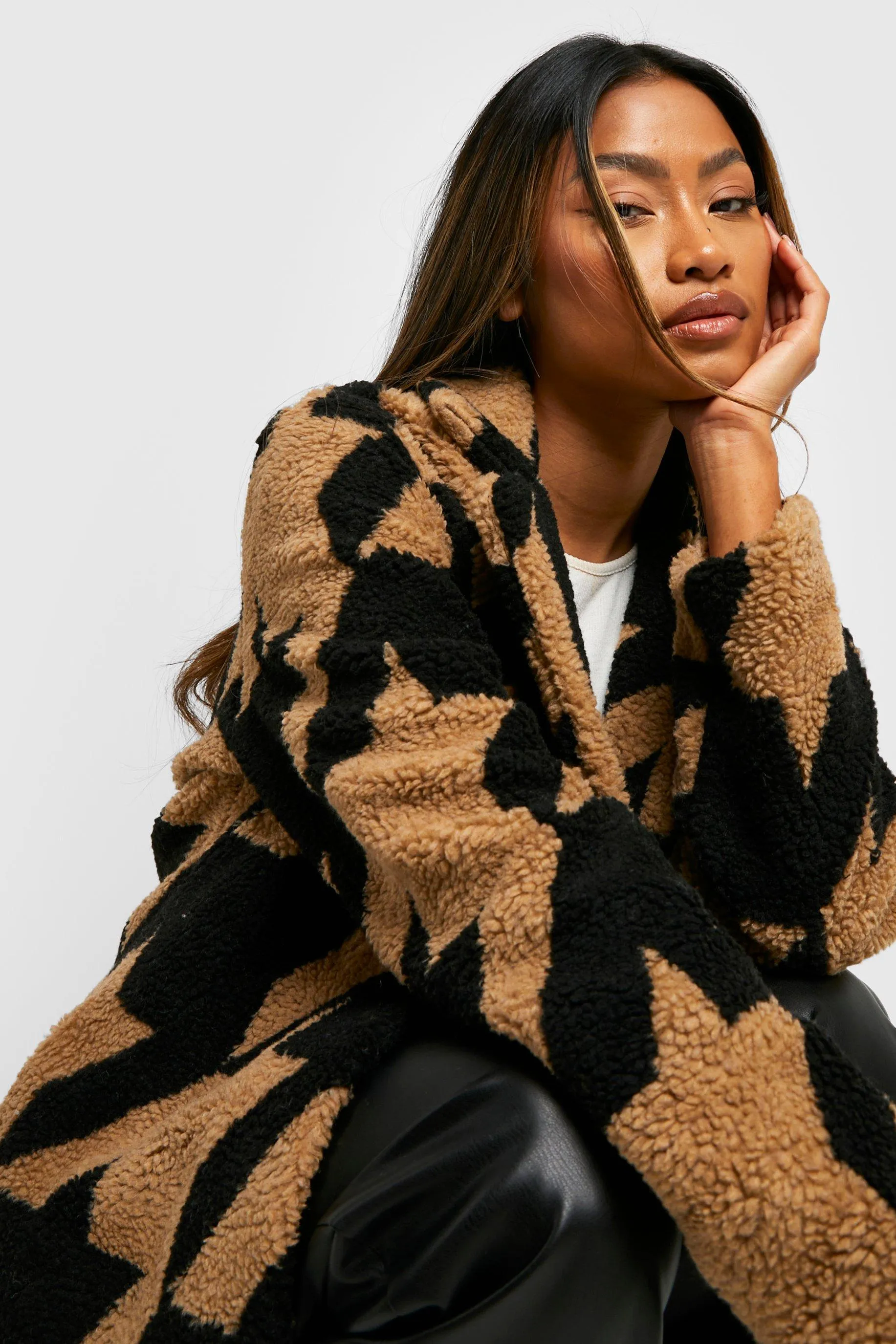 Oversized Dogtooth Teddy Faux Fur Coat