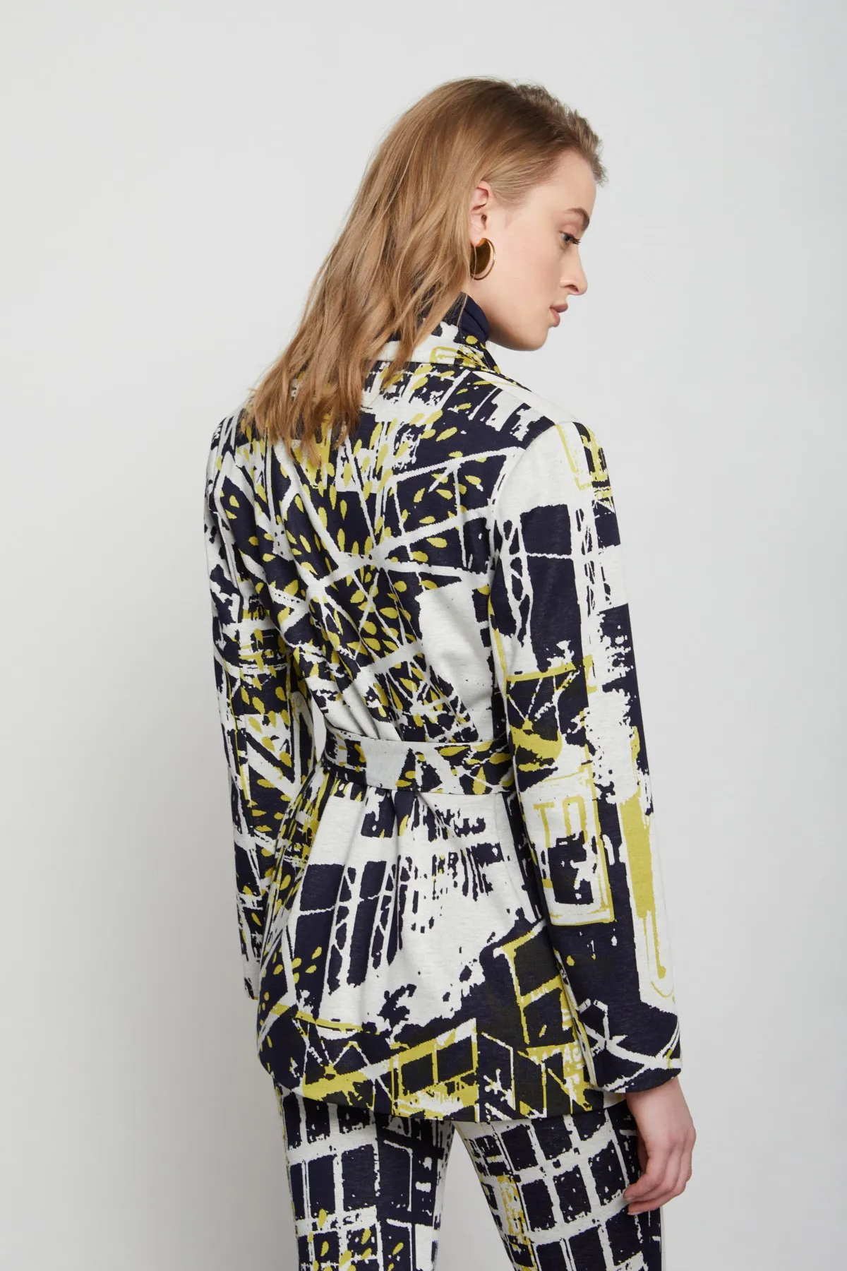 Patterned jacket with belt