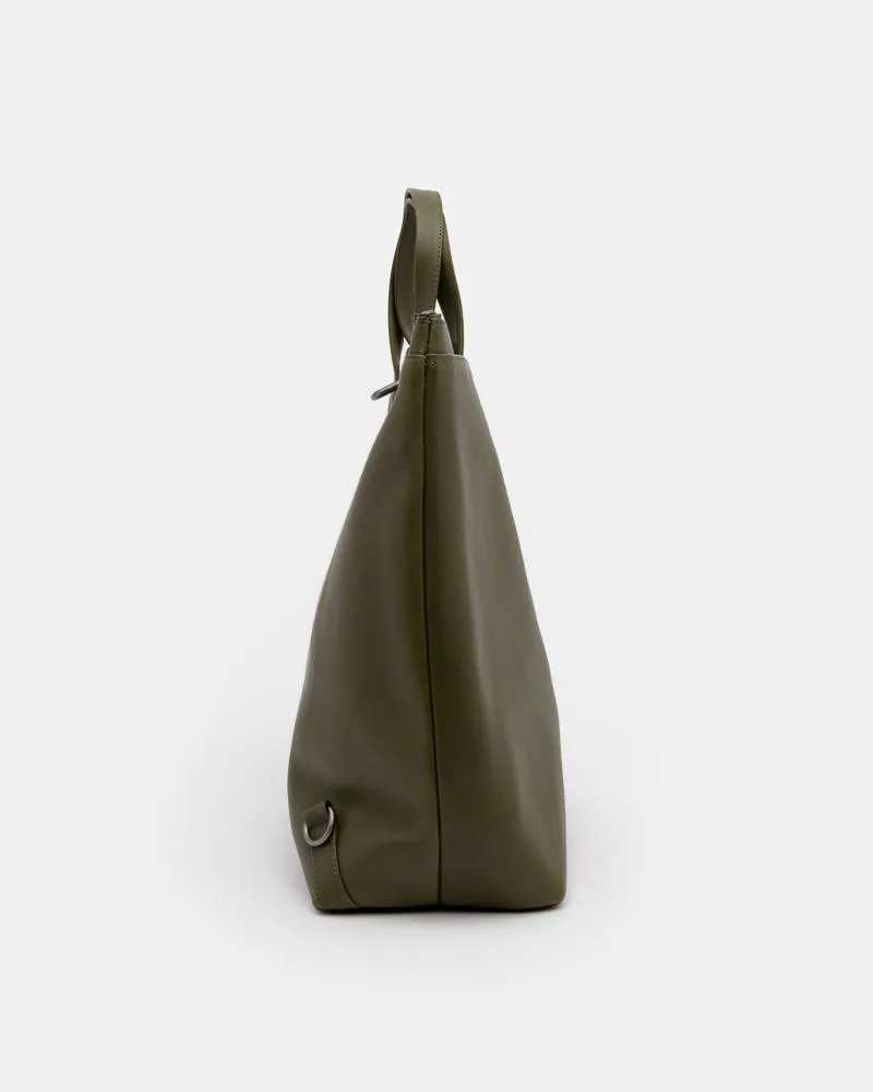 Pilot Backpack in Green Tea