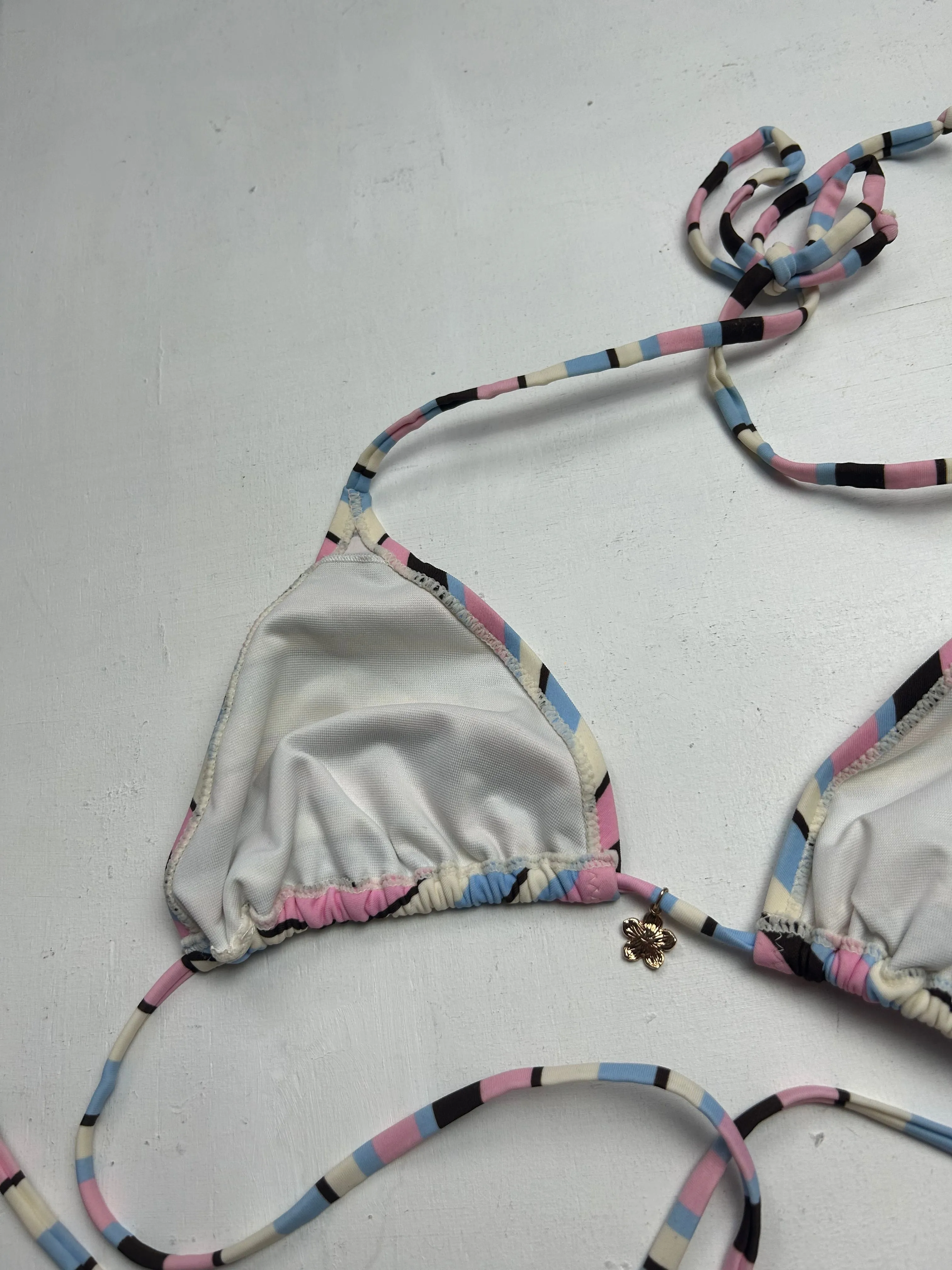 Pink striped y2k vintage bikini top (S)