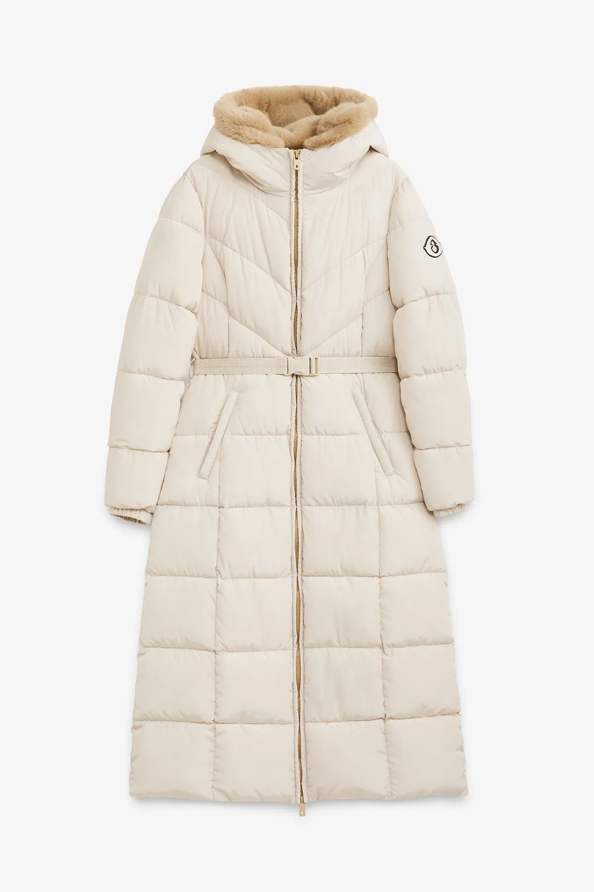 Puffer jacket with belt