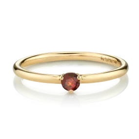 Solitaire Ring - Garnet / 14k Yellow Gold