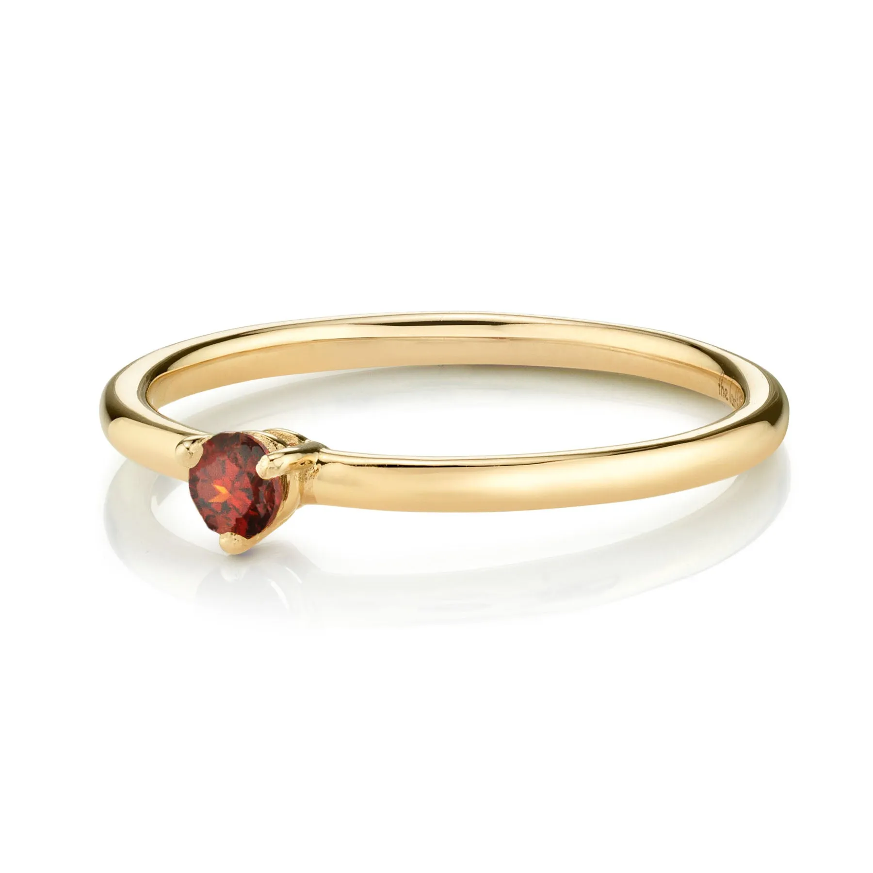 Solitaire Ring - Garnet / 14k Yellow Gold