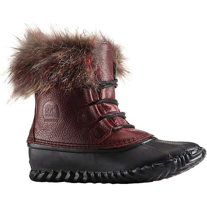 Sorel Women’s Out N About Fur Lux Boots (Rich Wine)