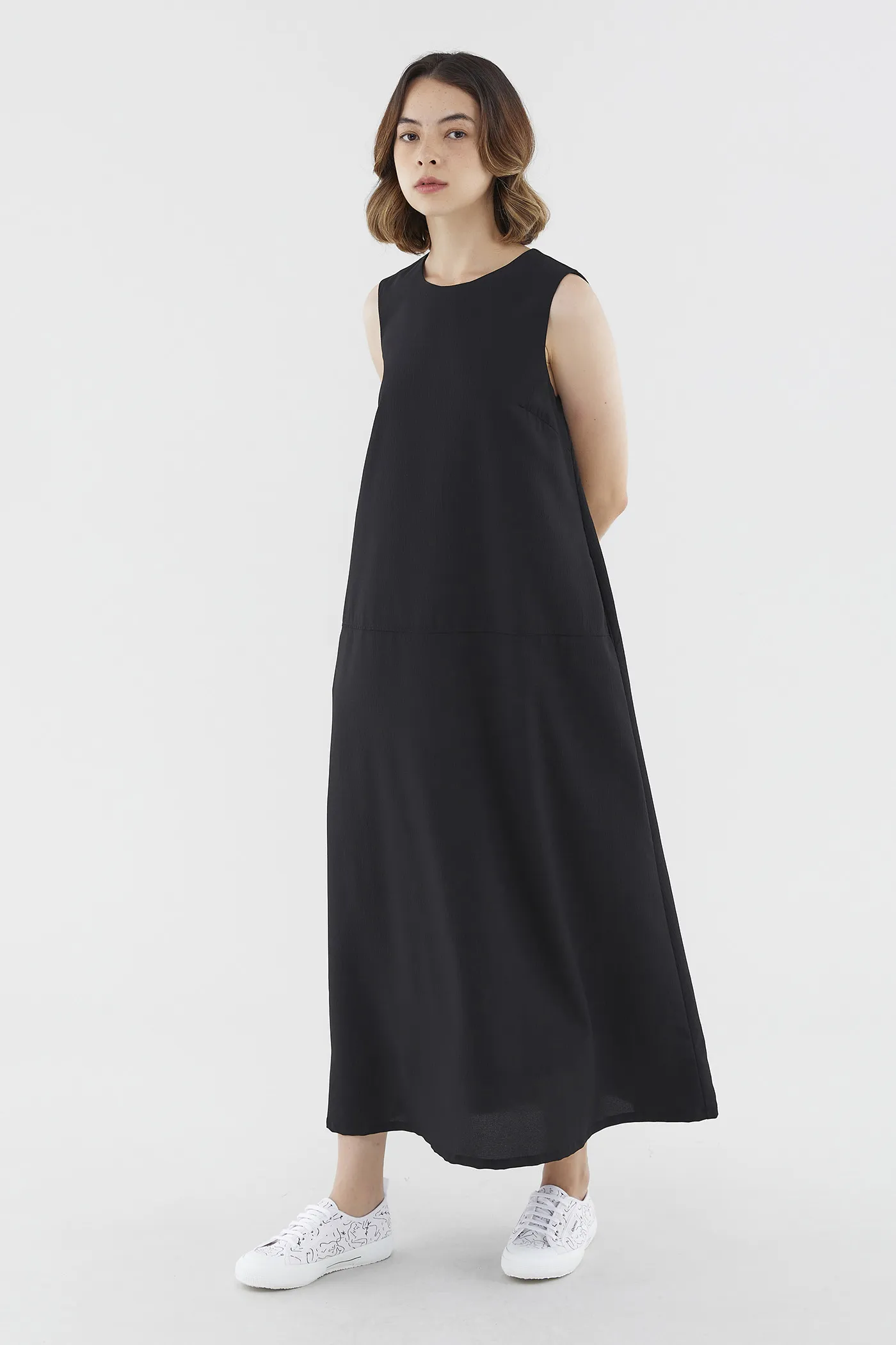 Teoni Column Dress