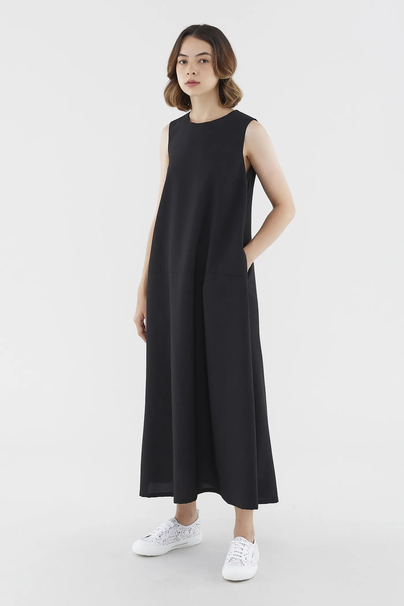 Teoni Column Dress