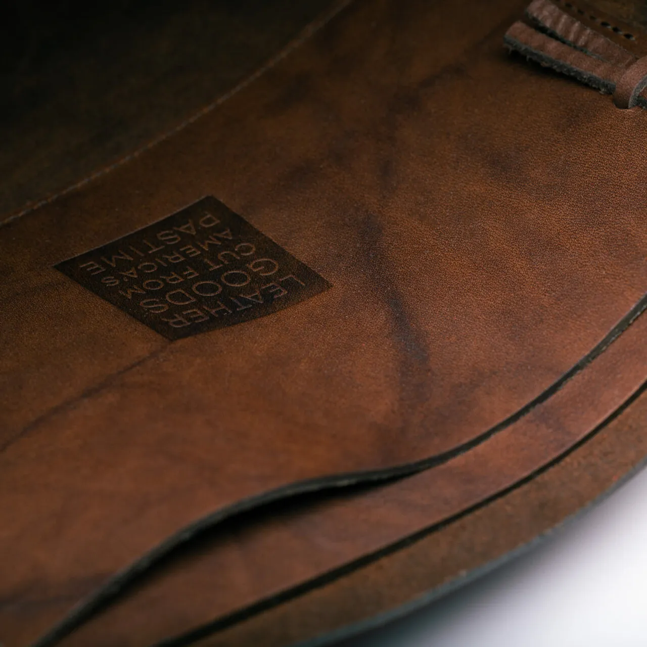 The Nokona Tote™ in Walnut Crunch™ and Japanese CalfSKN™ Accents - Nokona Ballgloves