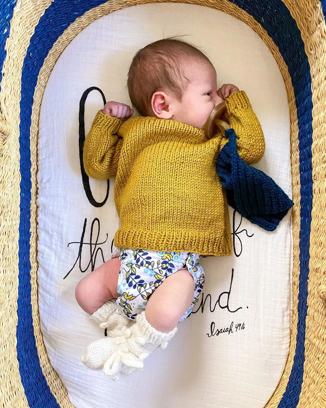 Versatile Moses Basket / Bassinet / Small Changing Pad Sheet -  Isaiah 49:16 (God has you in the palm of His hand)