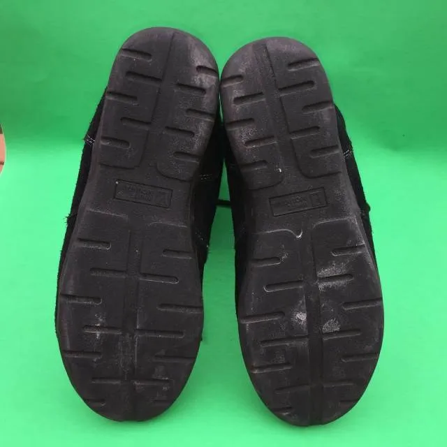 WHITE MOUNTAIN women's fashion leather black boot size--7M