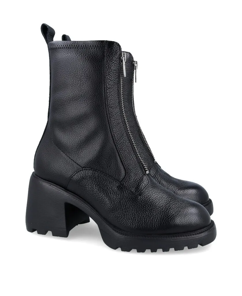 Wonders Kid G-6701 Heeled biker style ankle boot