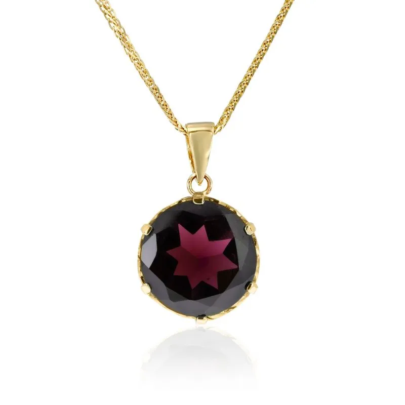 Yellow Gold 14K Garnet with heart texture